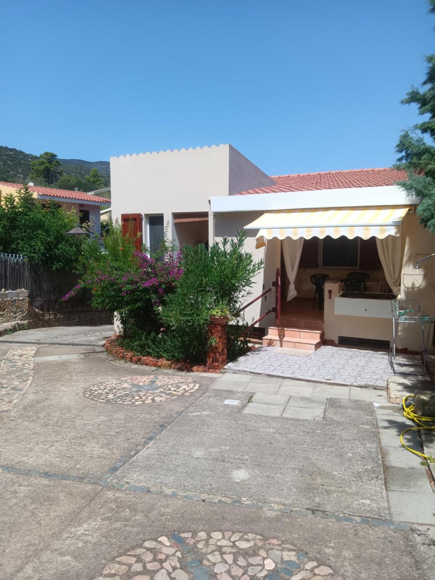 Holiday home Vacanze A Solanas Con Clima Cup1863